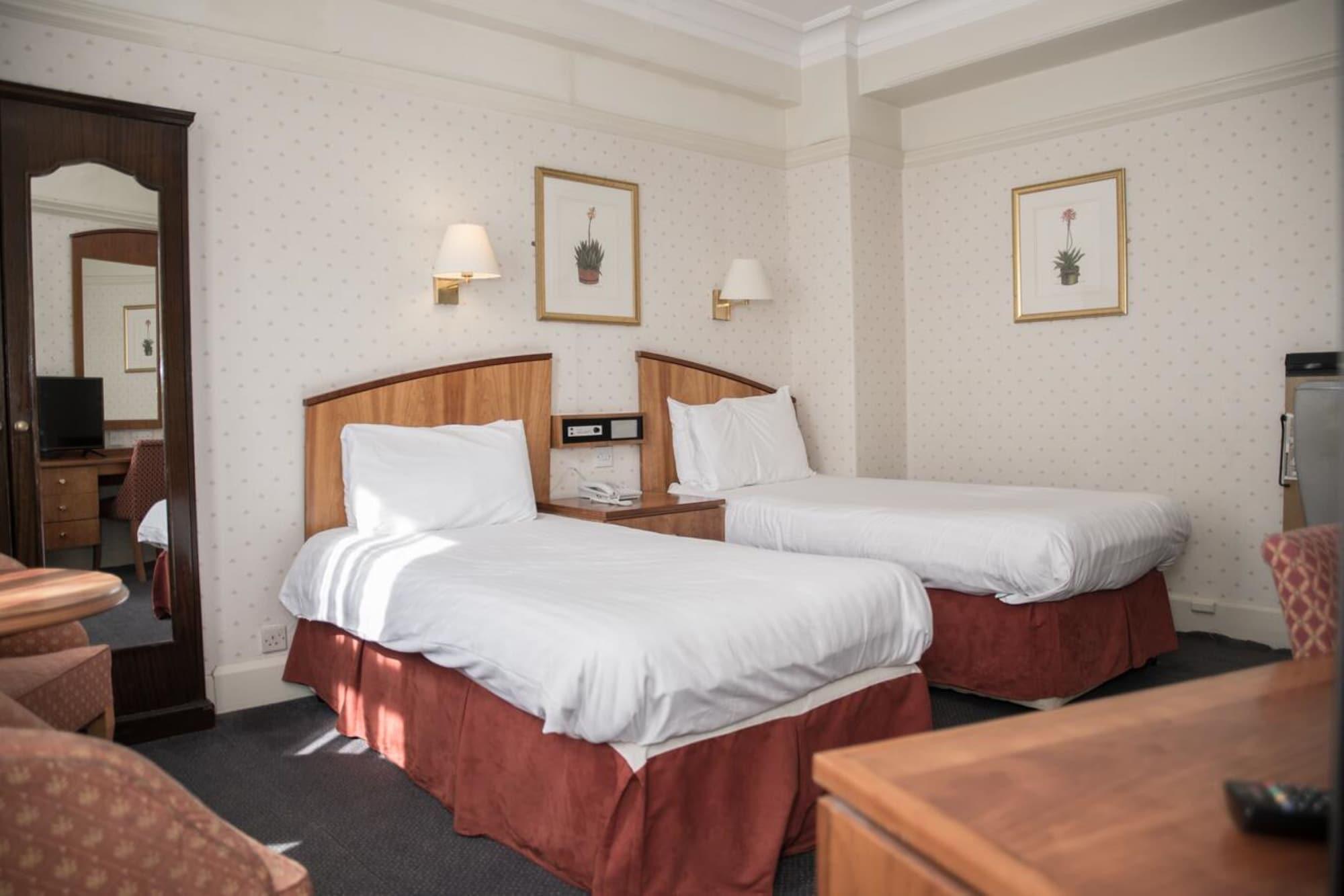 Crown & Mitre Hotel Carlisle Kültér fotó