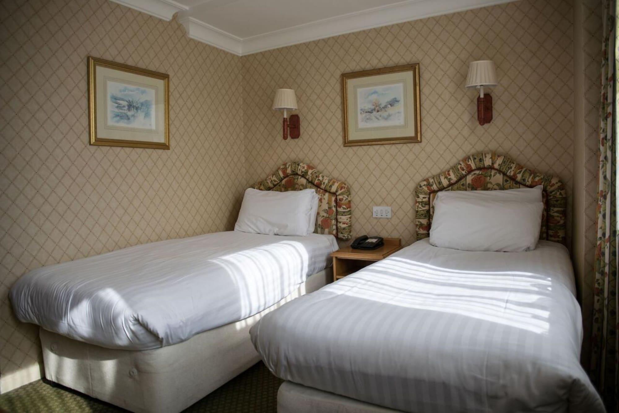 Crown & Mitre Hotel Carlisle Kültér fotó