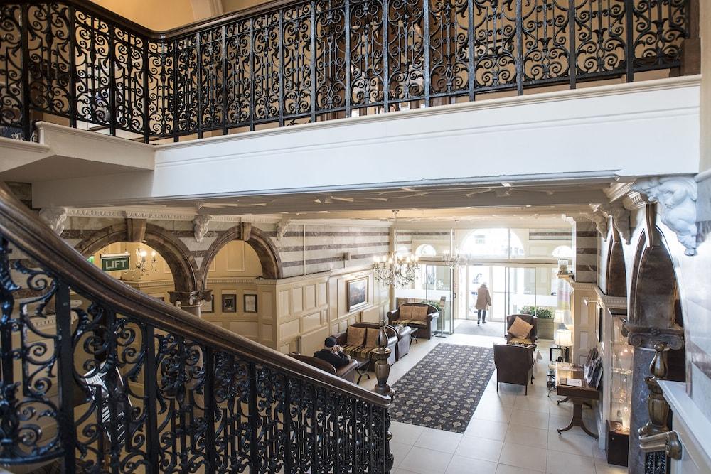Crown & Mitre Hotel Carlisle Kültér fotó