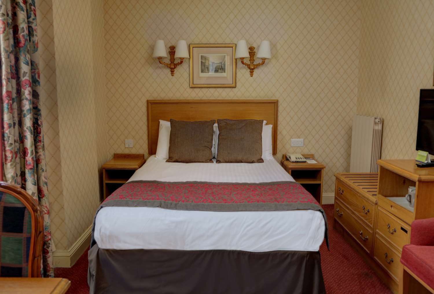 Crown & Mitre Hotel Carlisle Szoba fotó